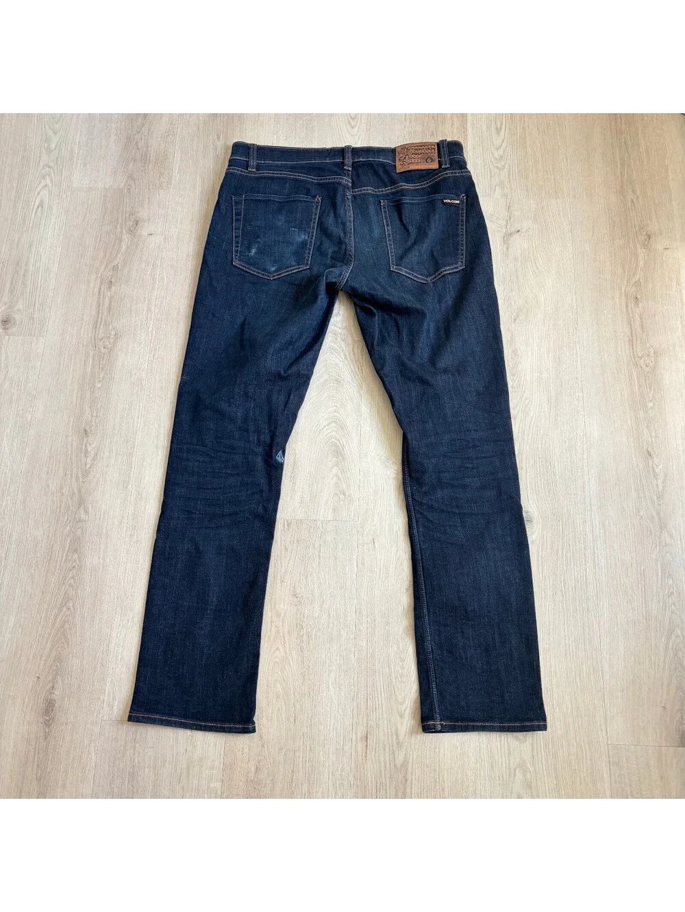 Volcom Vorta EUC Men's Dark Wash Slim Straight Jeans Size 33